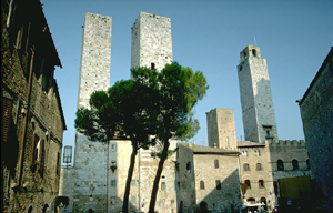 San Gimignano, de torens salvucci en La Rognosa
